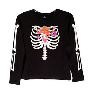 Way To Celebrate Halloween Floral Skeleton Top